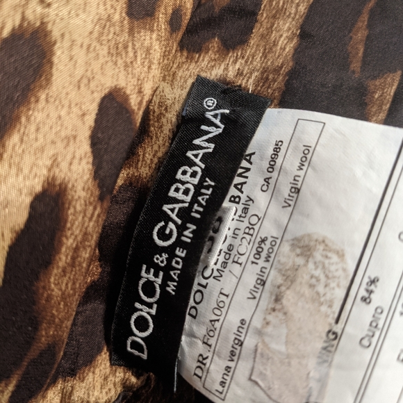 AUTH Dolce and Gabbana wool midi dress - Picture 8 of 11